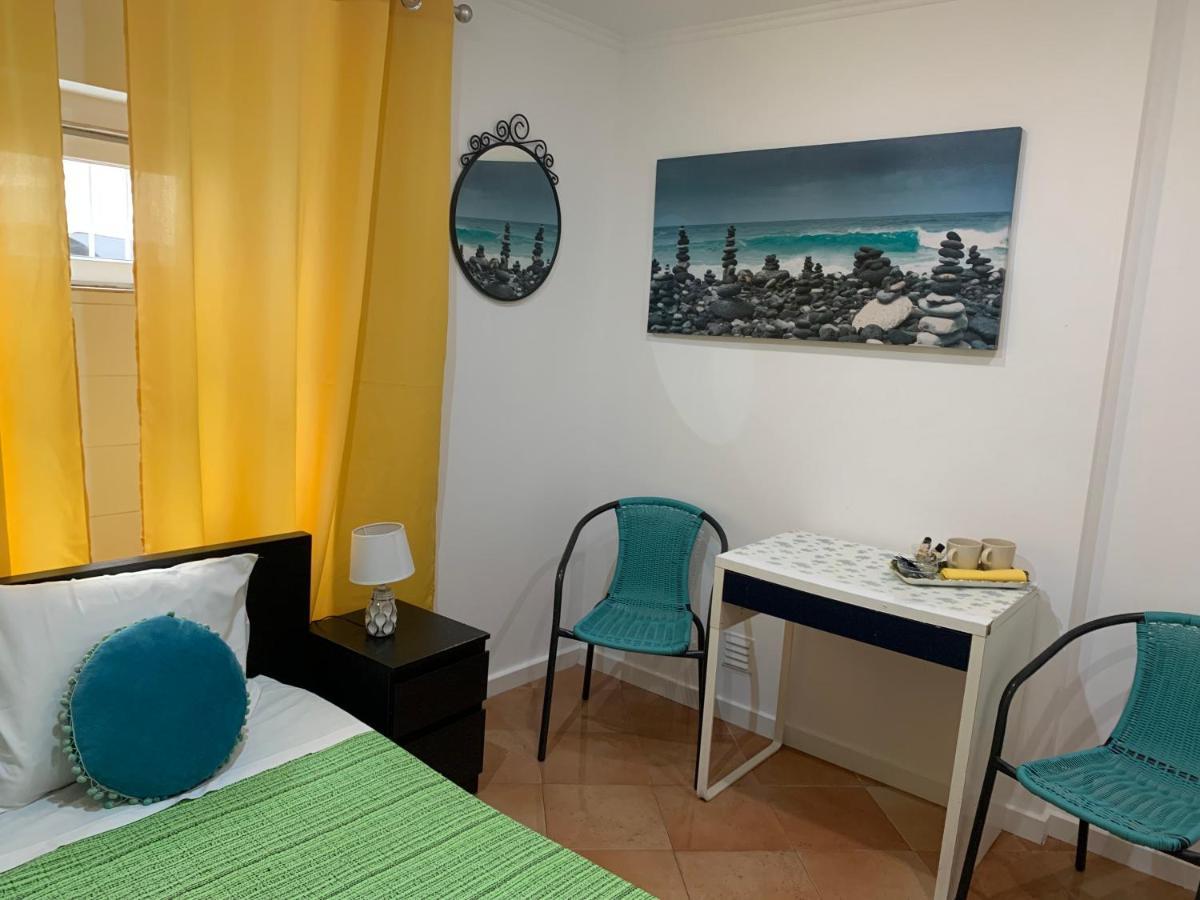 House And Rooms In Lisboa Extérieur photo