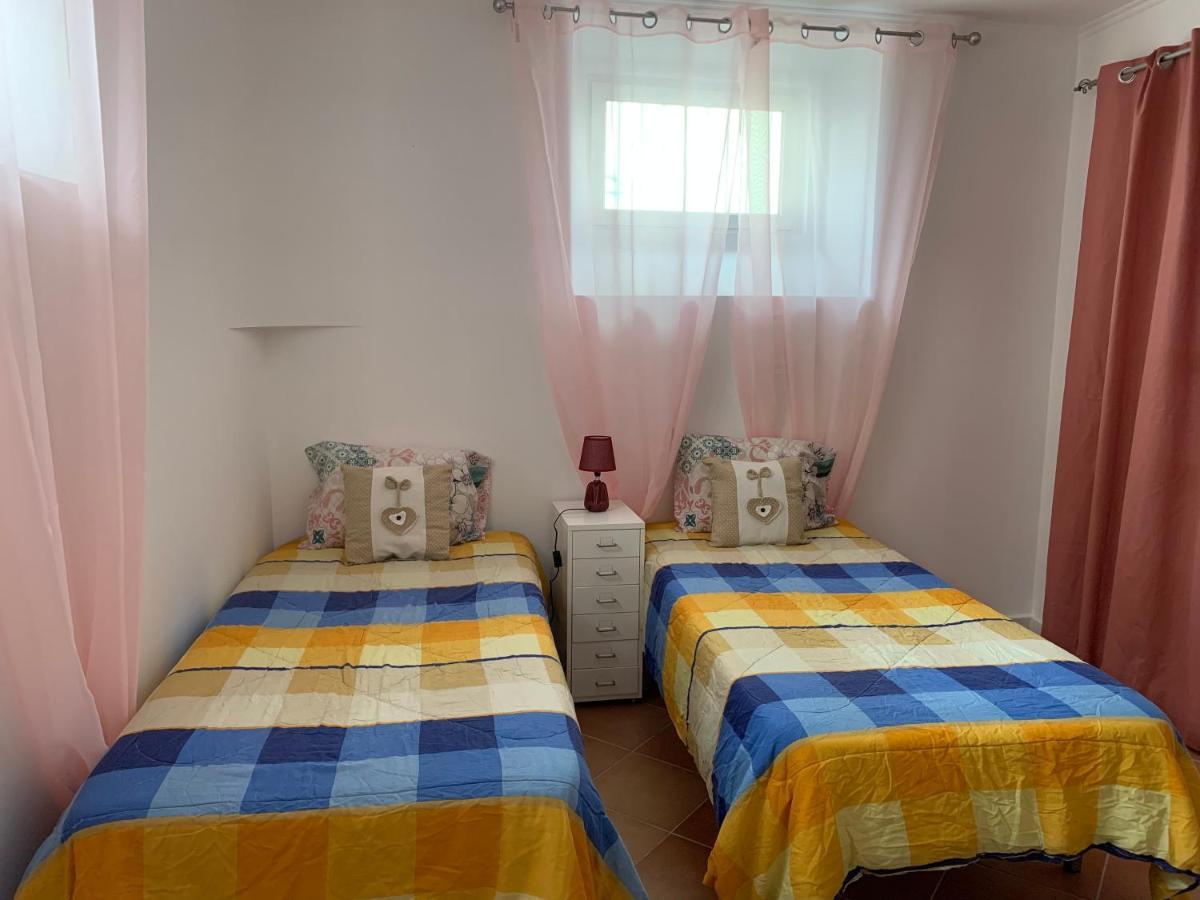 House And Rooms In Lisboa Extérieur photo