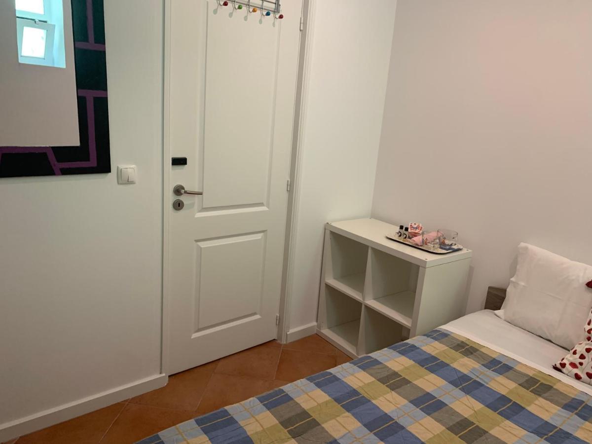 House And Rooms In Lisboa Extérieur photo